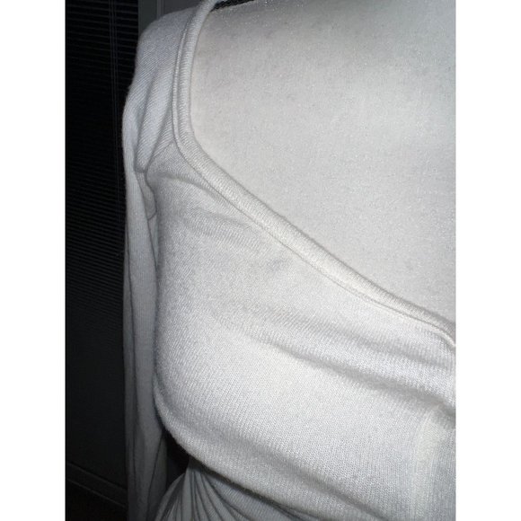 Red Haute White Scoop Neck Ruched Knit Top NWT— SMALL - Picture 5 of 8